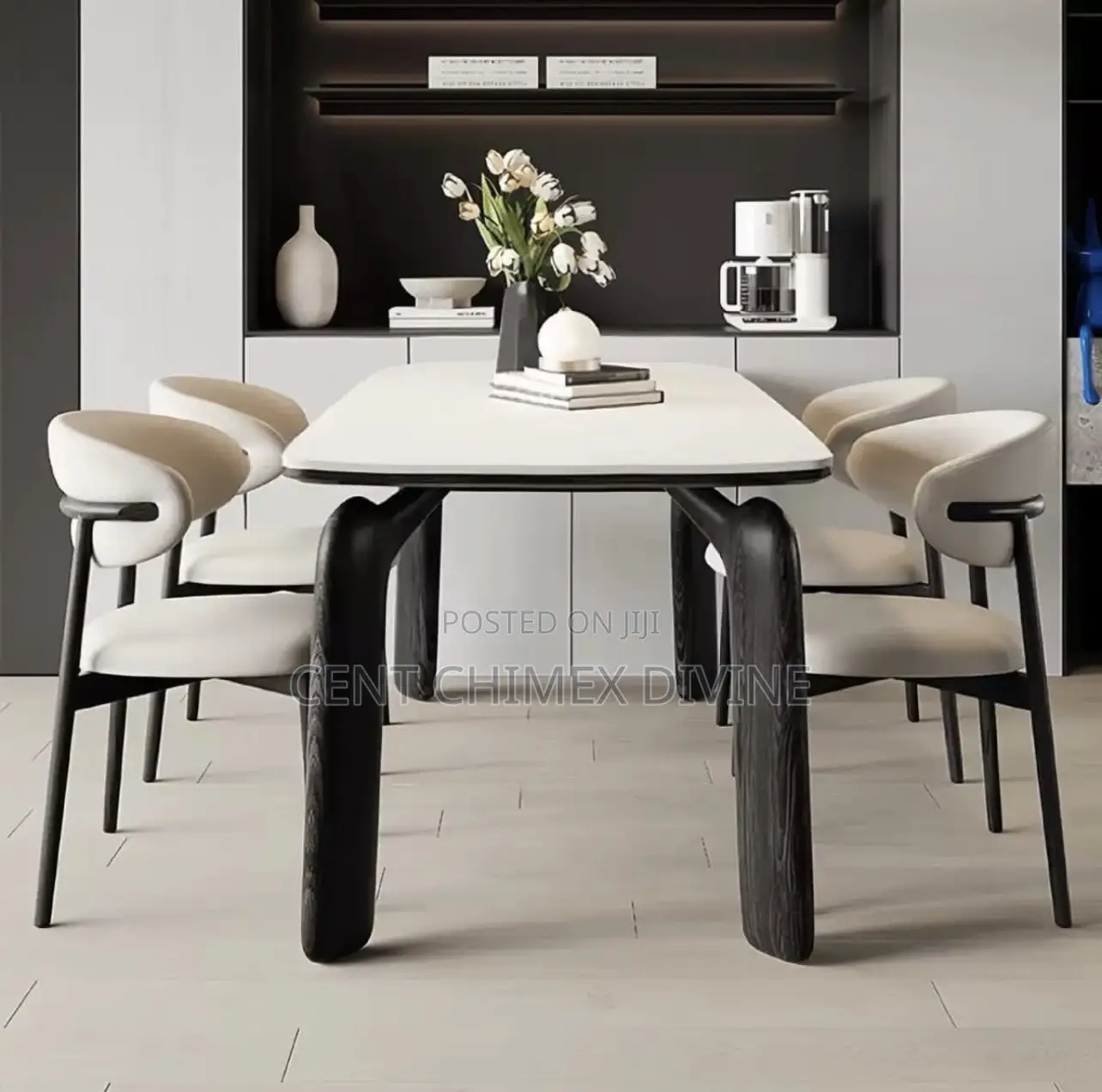 Decorated 4 Seater Dinning