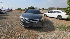 Hyundai Sonata Limited 4dr Sedan (2.4L 4cyl 6A) 2015 Gray