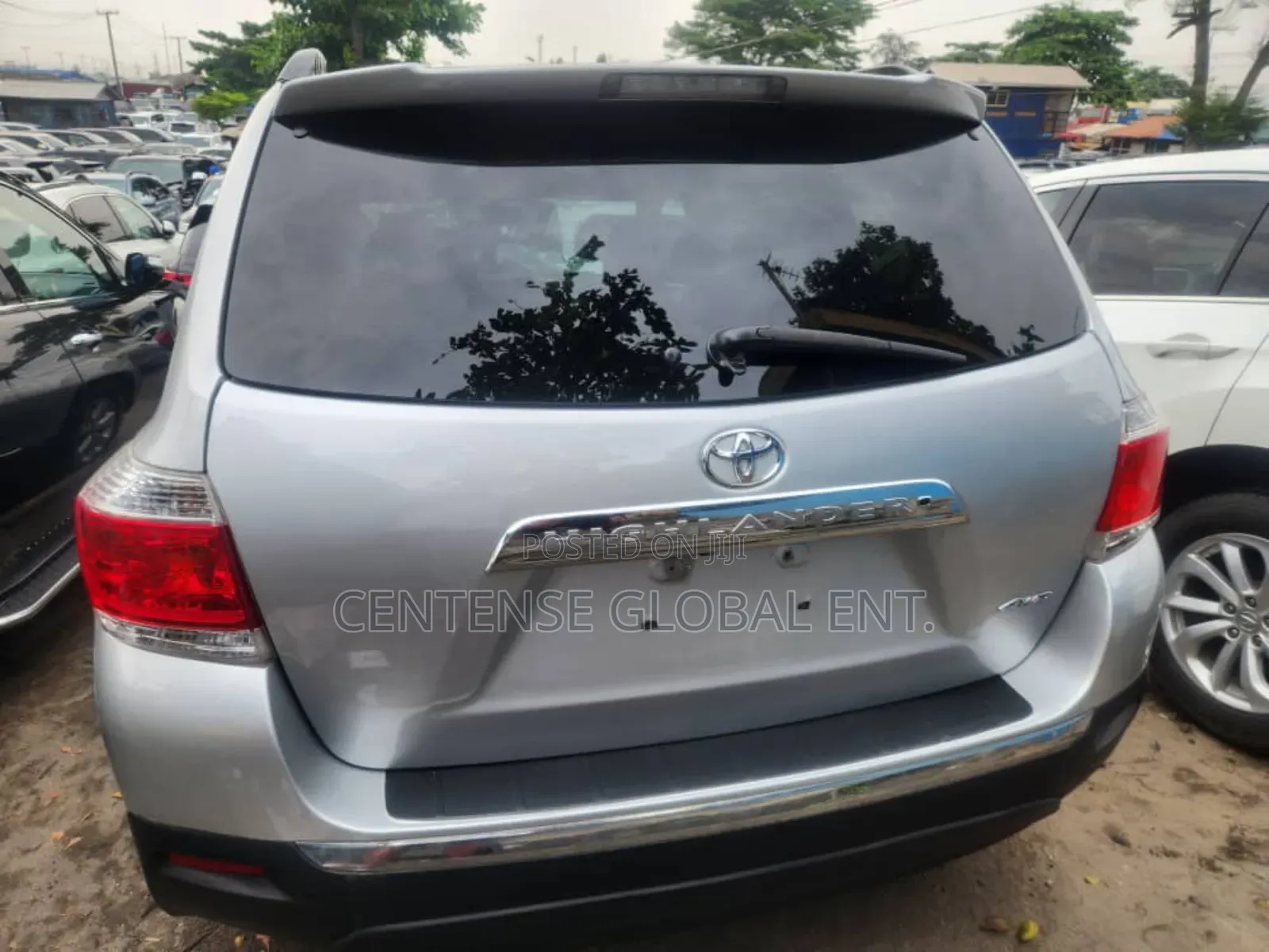 Toyota Highlander SE 2012 Silver