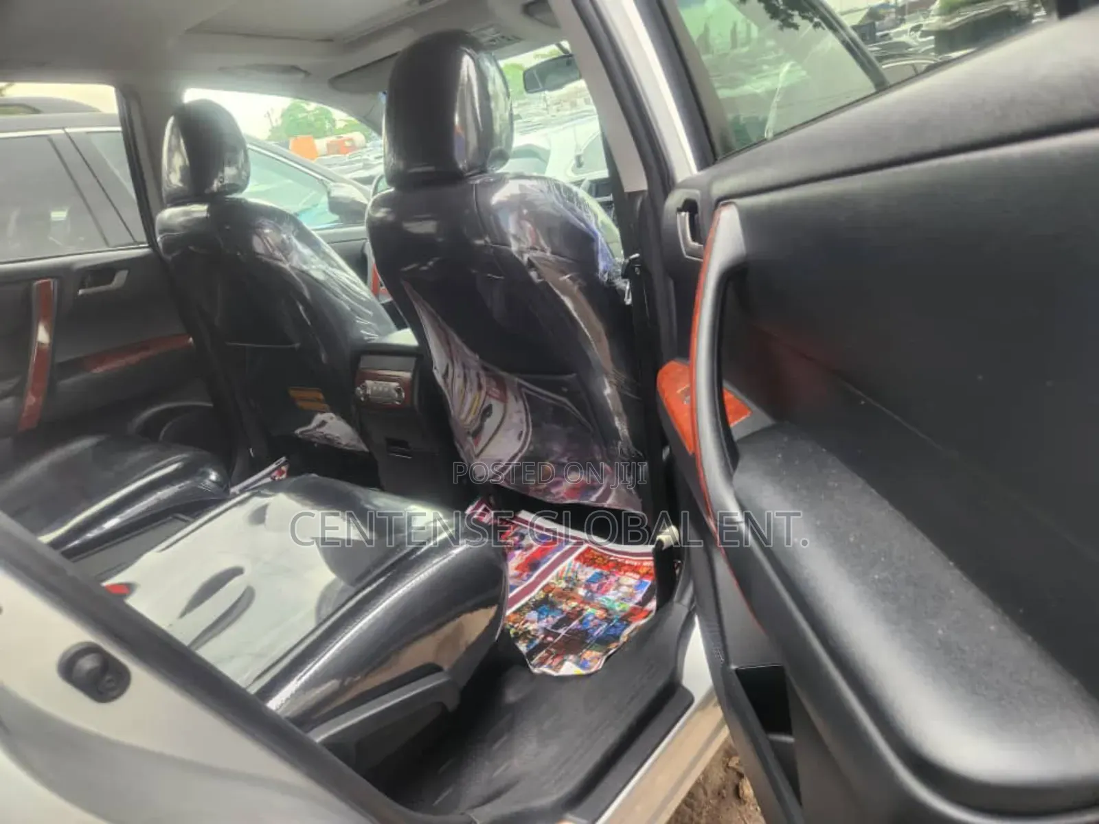 Toyota Highlander SE 2012 Silver