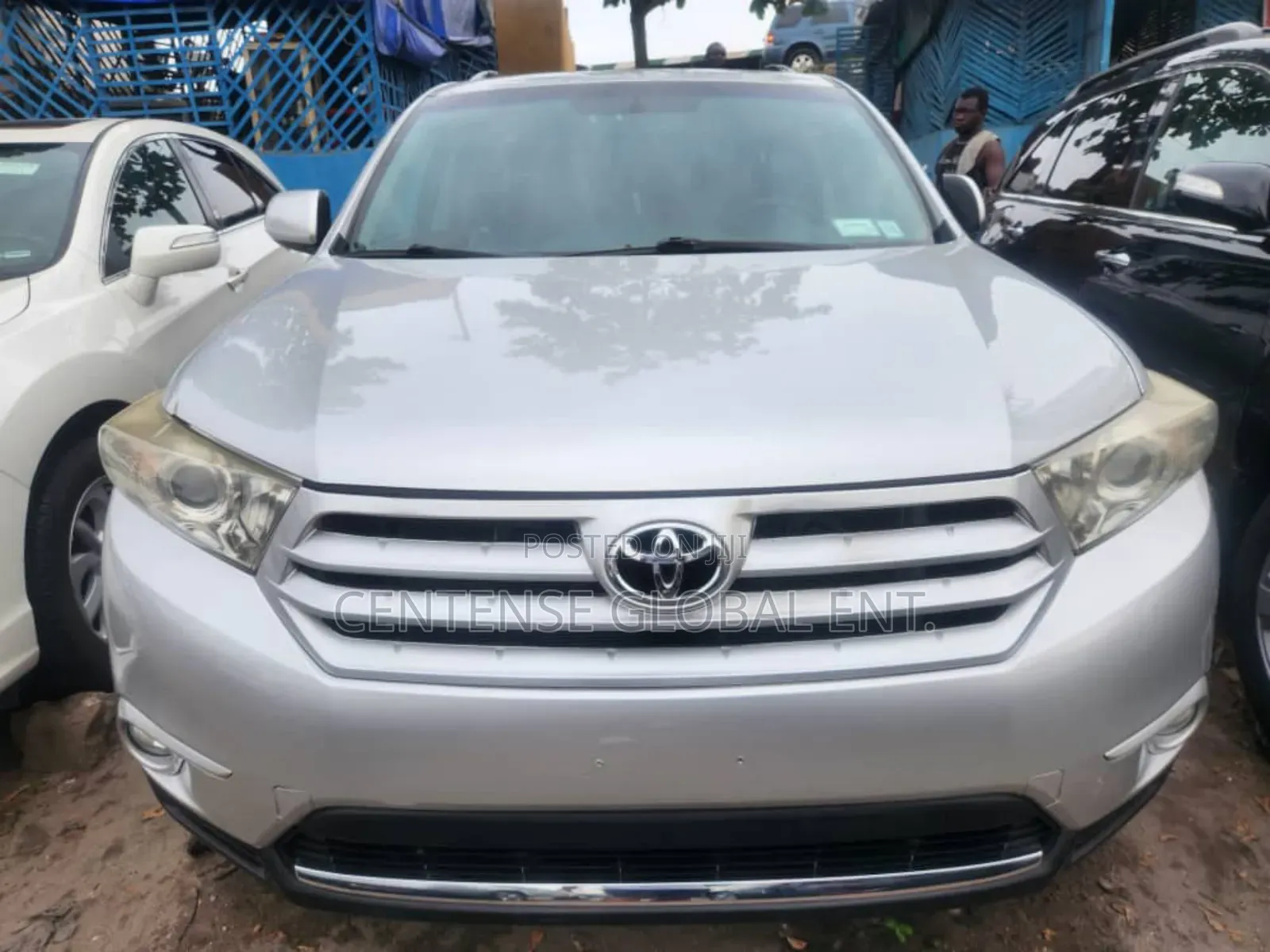 Toyota Highlander SE 2012 Silver