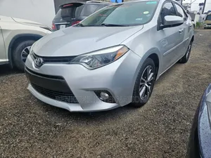 Toyota Corolla LE 4dr Sedan (1.8L 4cyl CVT) 2016 Silver
