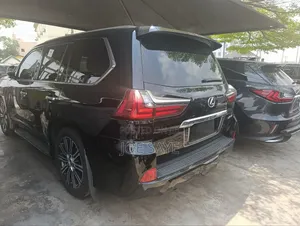 Lexus LX 570 AWD 2019 Black