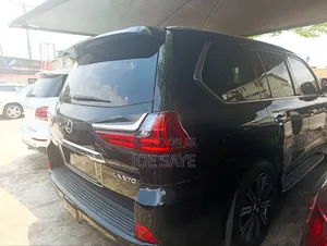 Lexus LX 570 AWD 2019 Black
