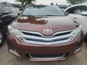 Toyota Venza LE 2012 Brown