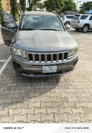 Jeep Compass Limited 2011 Gray