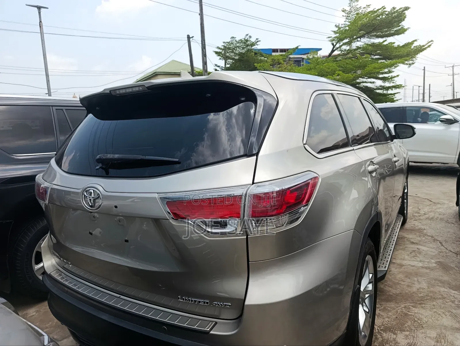 Toyota Highlander 2015 Gold