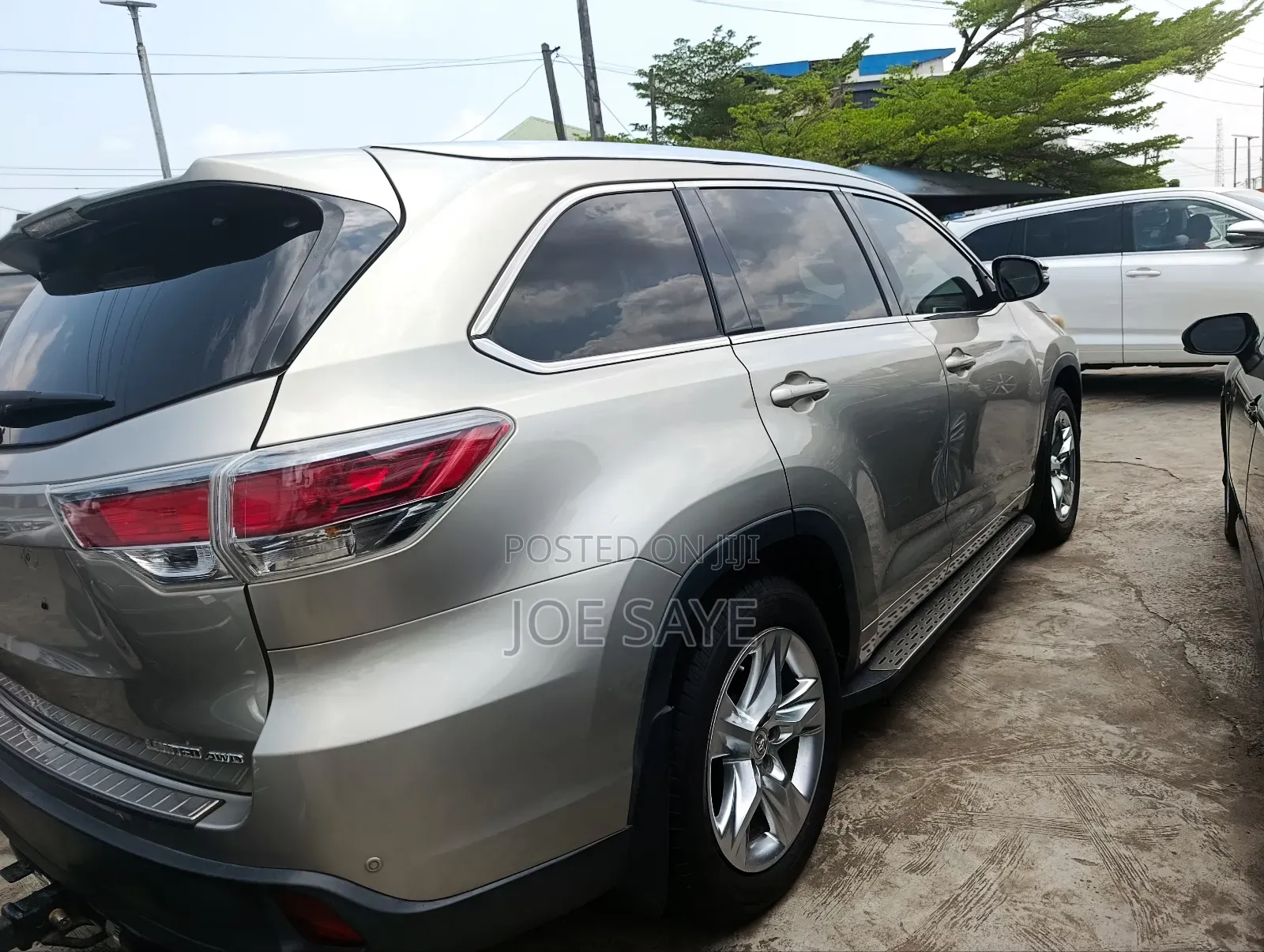 Toyota Highlander 2015 Gold