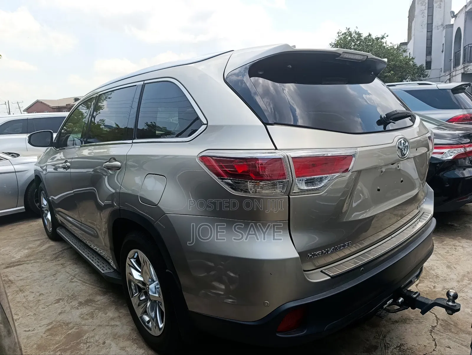 Toyota Highlander 2015 Gold