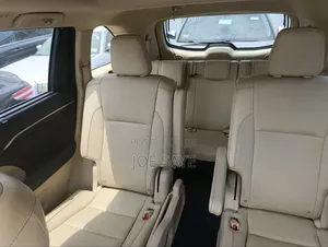 Toyota Highlander 2015 Gold