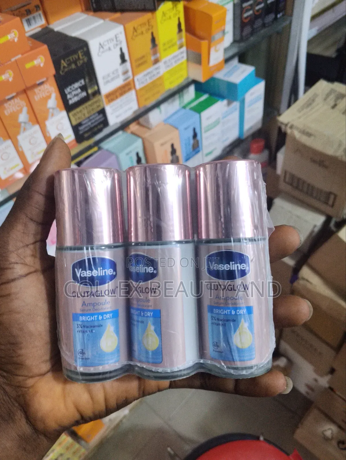 Vaseline Glutaglow Ampoule Roll-On