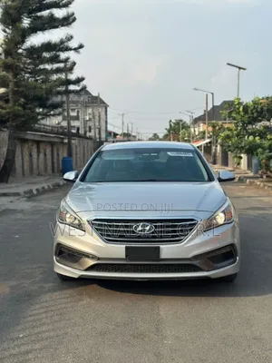 Hyundai Sonata Sport 4dr Sedan (2.4L 4cyl 6A) 2015 Silver