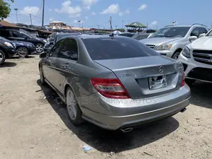 Mercedes-Benz C300 Luxury 4Matic Sedan AWD (3.0L 6cyl 7A) 2011 Silver