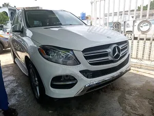 Mercedes-Benz GLE-Class GLE 350d 4MATIC 2017 White