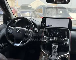 Lexus LX LX 600 2024 Black