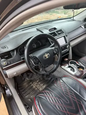 Toyota Camry XLE V6 4dr Sedan (3.5L 6cyl 6A) 2013 Black