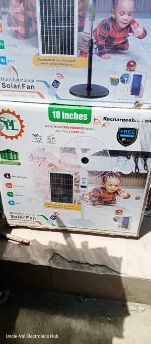 SPL 18" Rechargeable Solar Fan