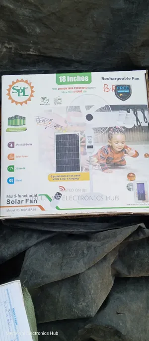 SPL 18" Rechargeable Solar Fan