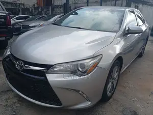 Toyota Camry 2015 Silver