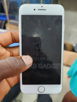 Apple iPhone 7 32 GB White