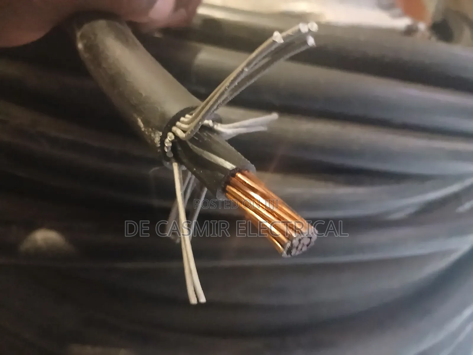 1x120mm2 Armoured Cable
