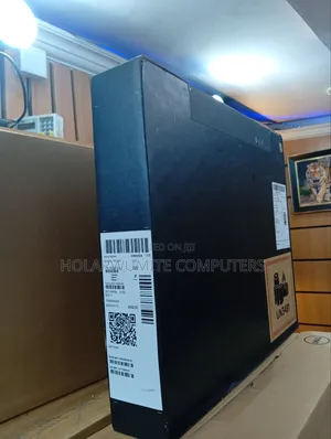 New Laptop Dell Latitude 9440 16GB Intel Core i7 SSD 512GB