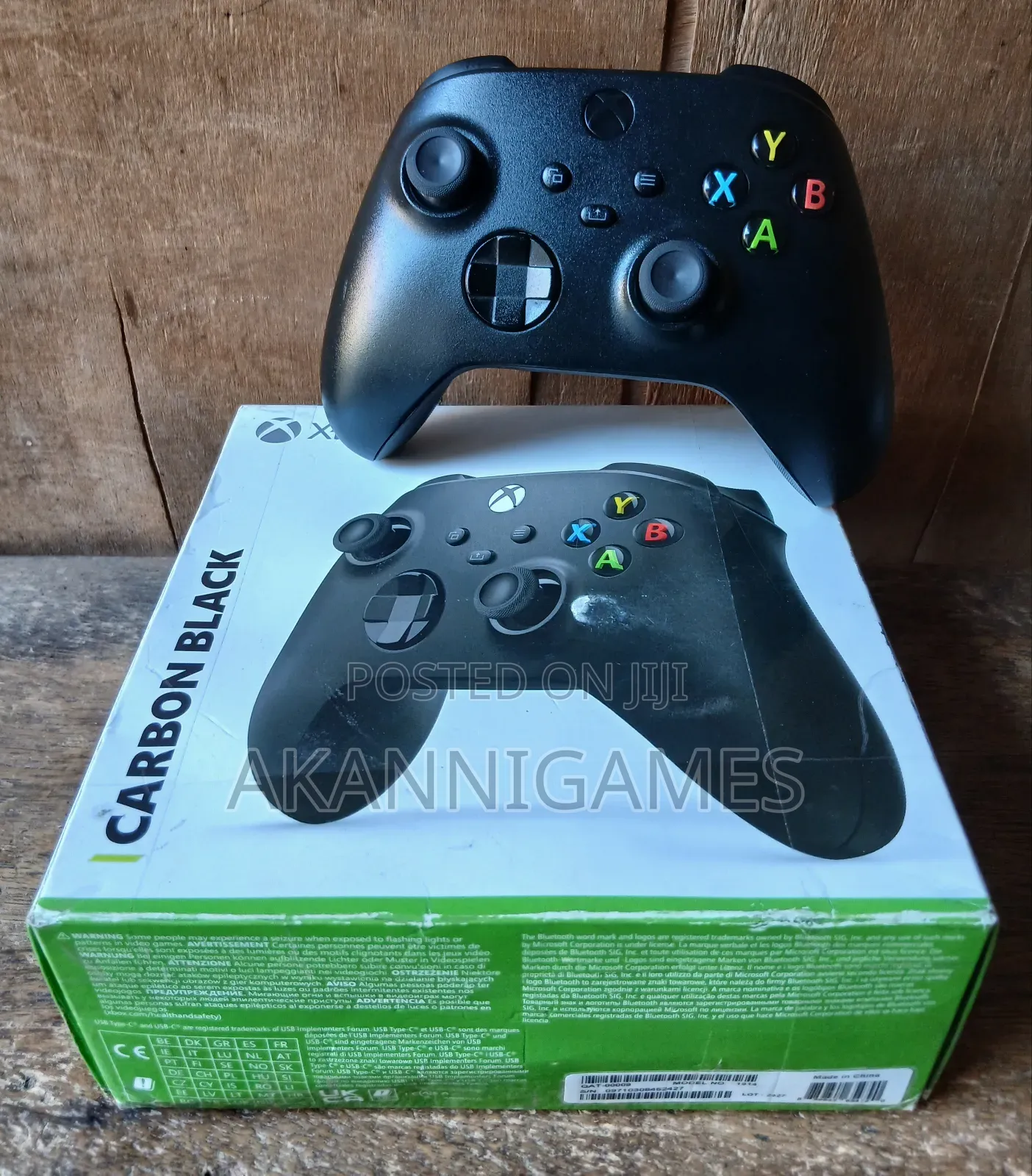 Used Xbox Series X|S Wireless Controller - Carbon Black