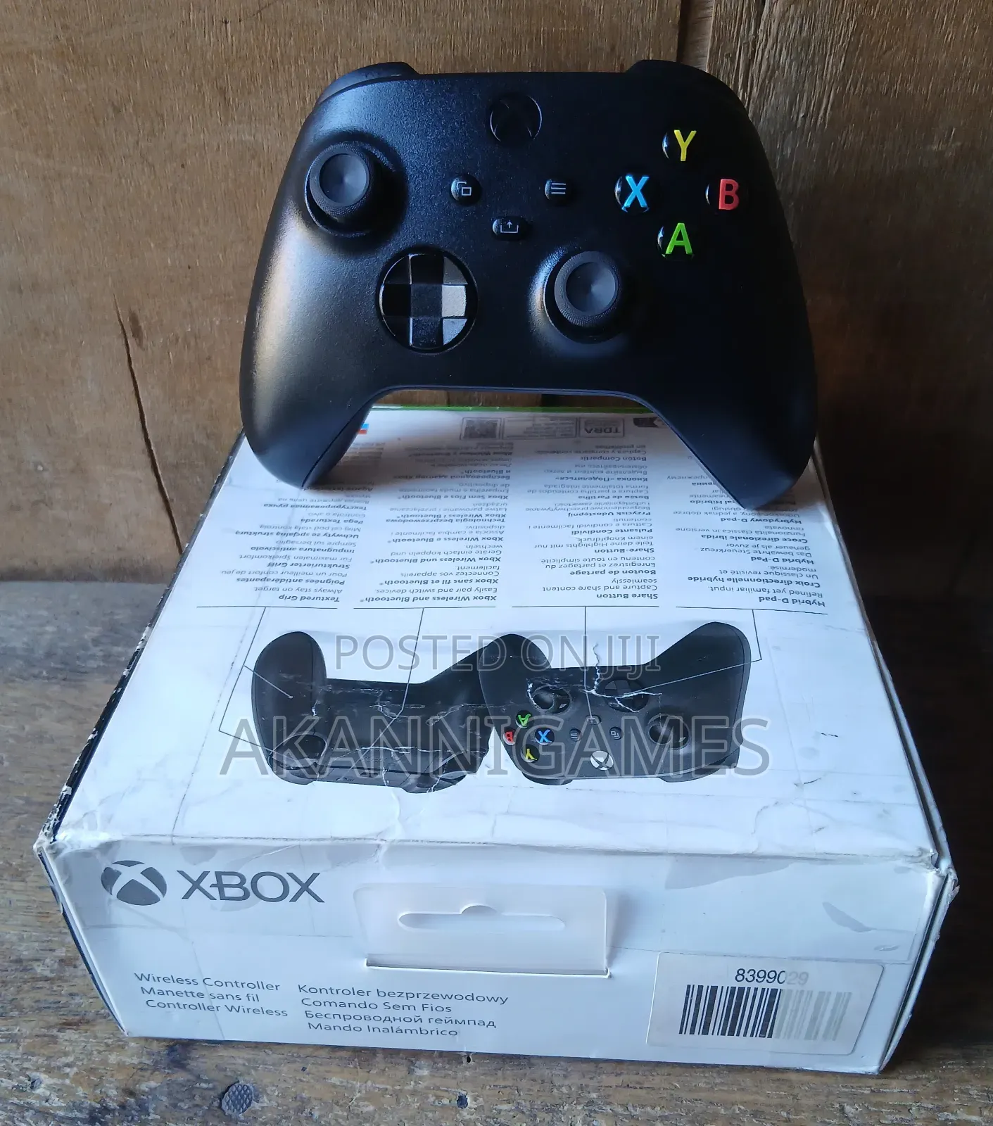 Used Xbox Series X|S Wireless Controller - Carbon Black
