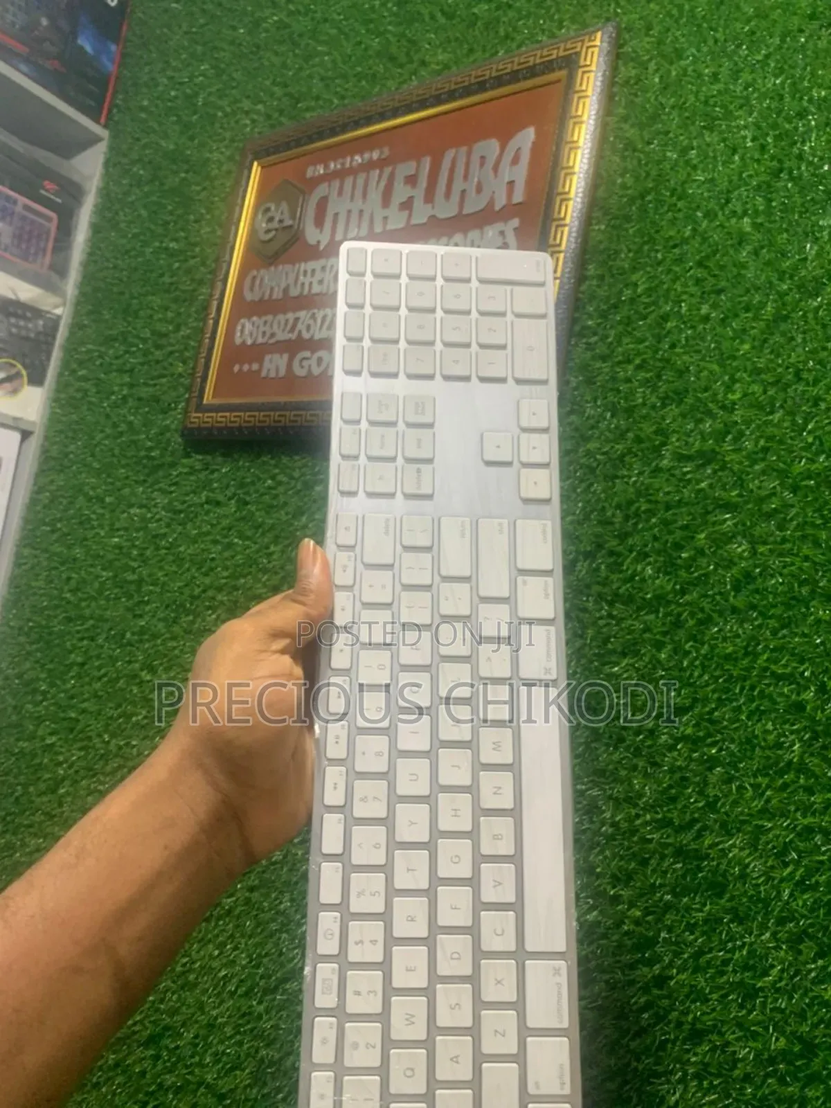 Apple Wired Keyboard and Mouse