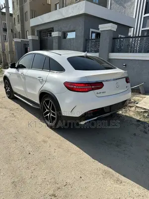 Mercedes-Benz GLE-Class 2016 White