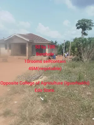 12bdrm House in Ovia South for sale