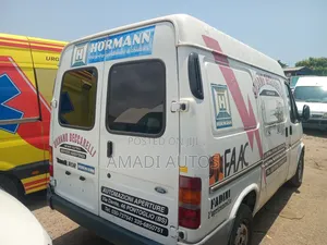 Ford Transit 2000 White