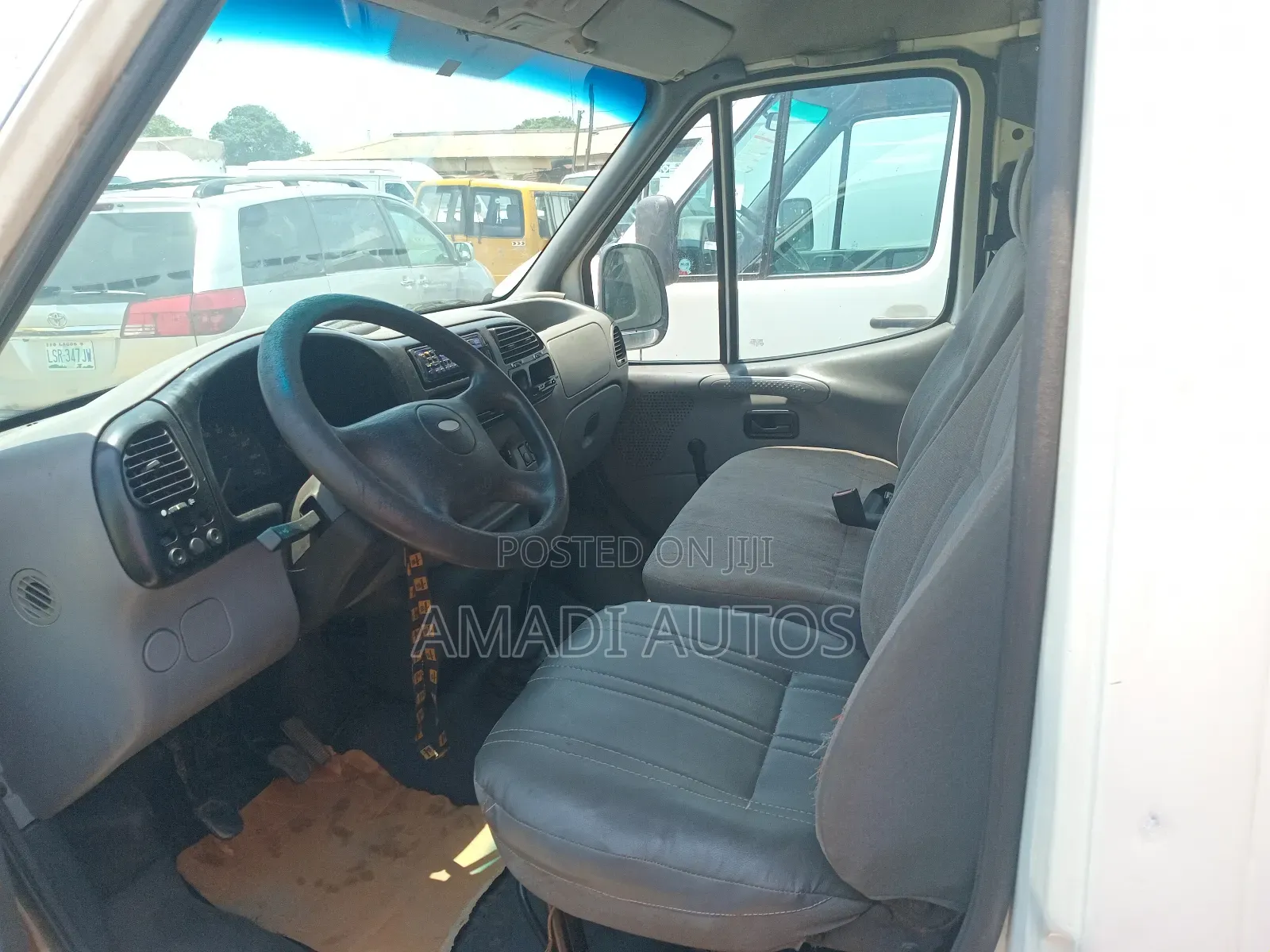 Ford Transit 2000 White
