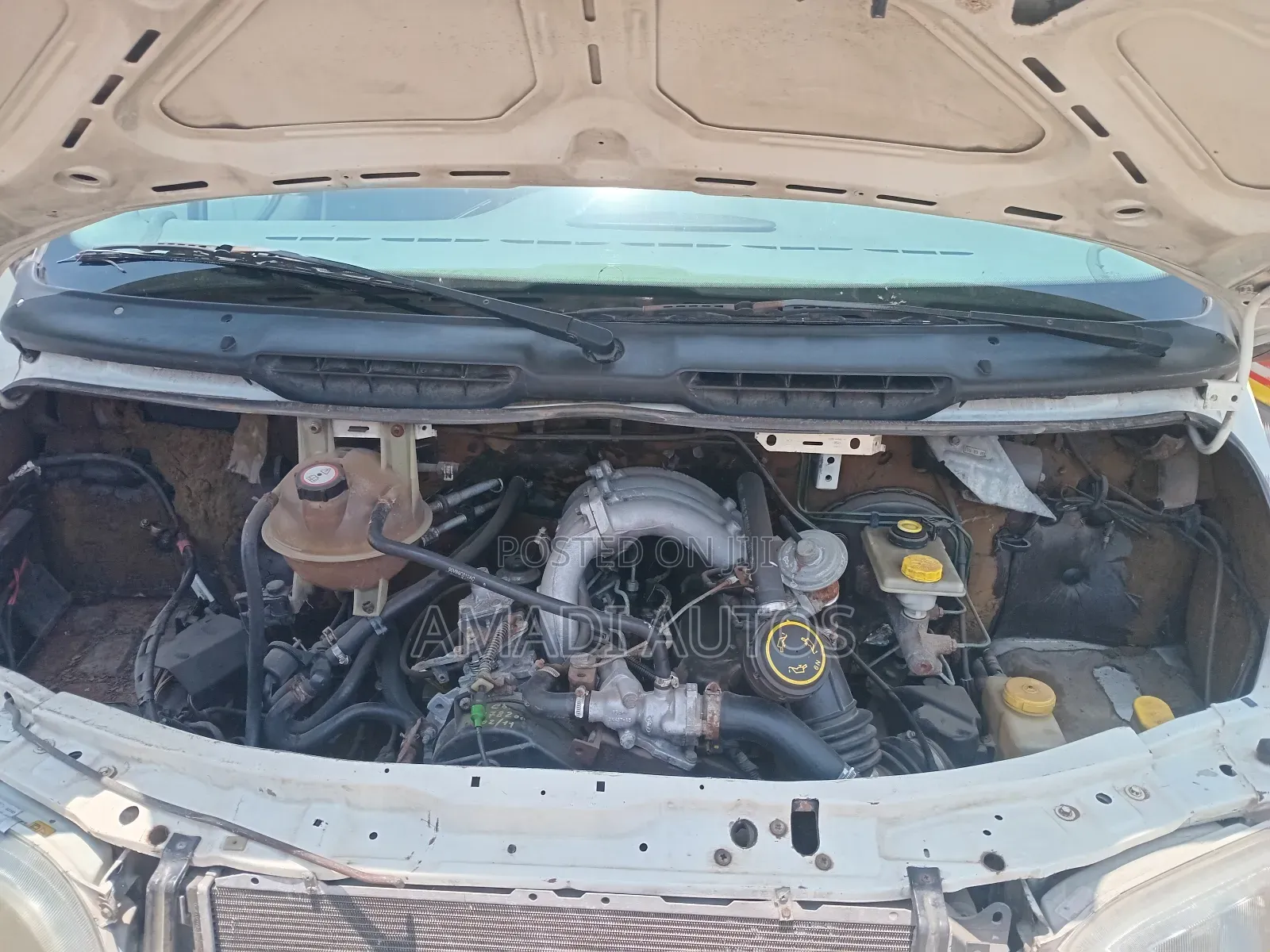Ford Transit 2000 White