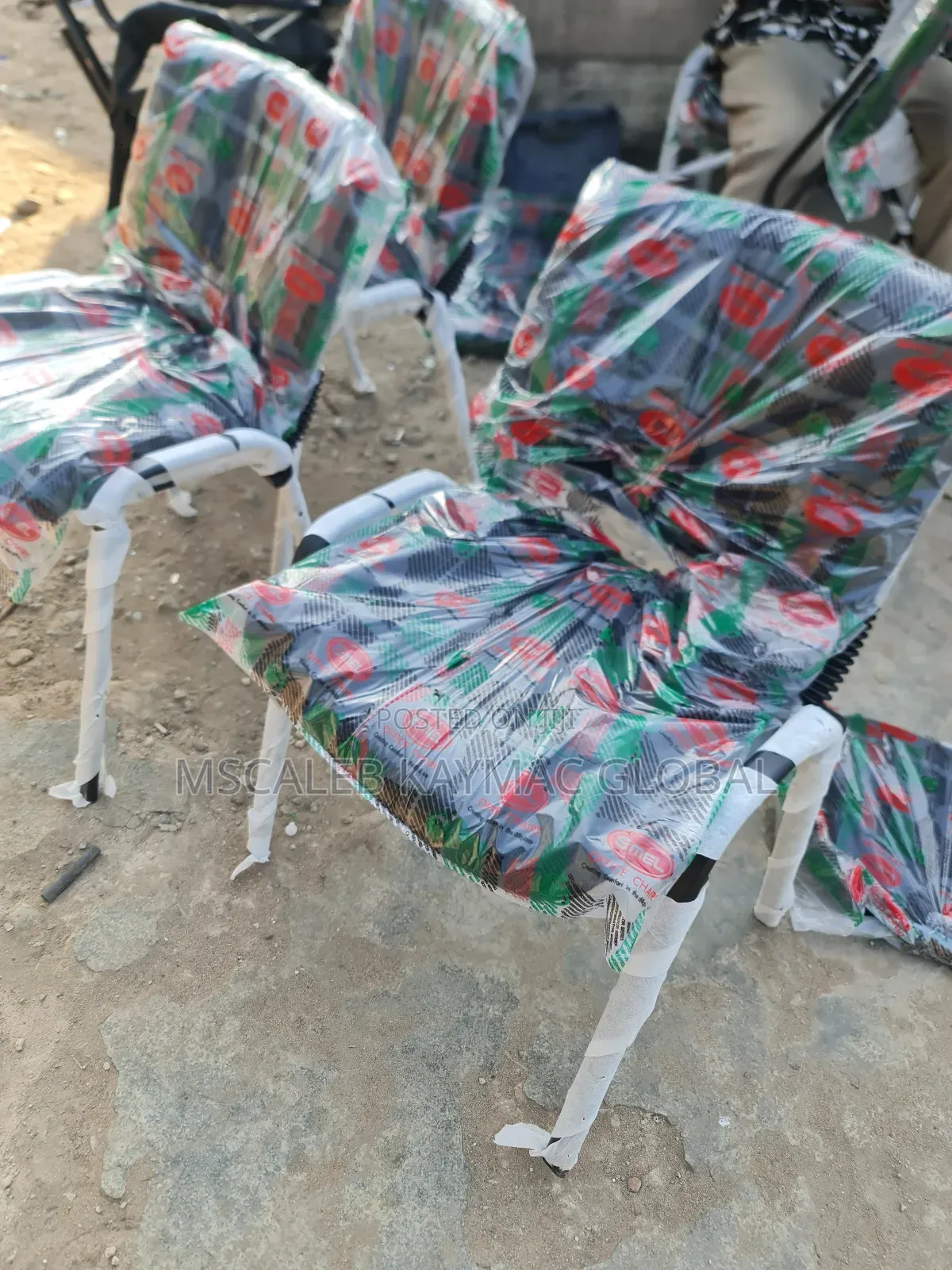 Semi Visitors Chair With Padding Foam