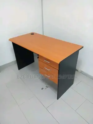 4feet Nad Office Table