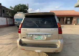 Lexus GX 470 Sport Utility 2005 Gold