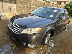 Toyota Avalon 2011 Gray