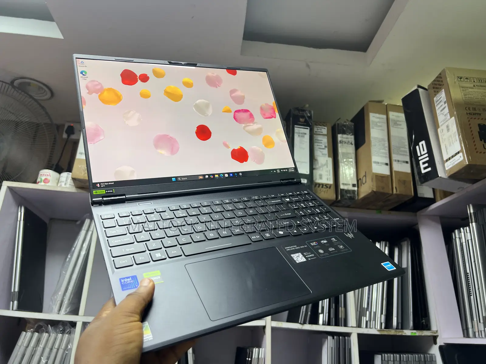Laptop Acer Predator Helios Neo 16 16GB Intel Core Ultra 9 SSD 1T