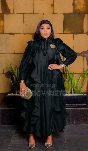 Stylish Frill Maxi Dress Detachable Brooch