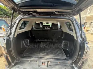 Toyota 4-Runner Limited 4dr SUV 4WD (4.0L 6cyl 5A) 2014 Gray