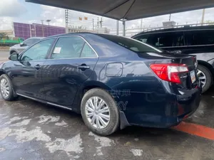 Toyota Camry LE 4dr Sedan (2.5L 4cyl 6A) 2012 Black
