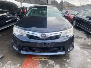 Toyota Camry LE 4dr Sedan (2.5L 4cyl 6A) 2012 Black
