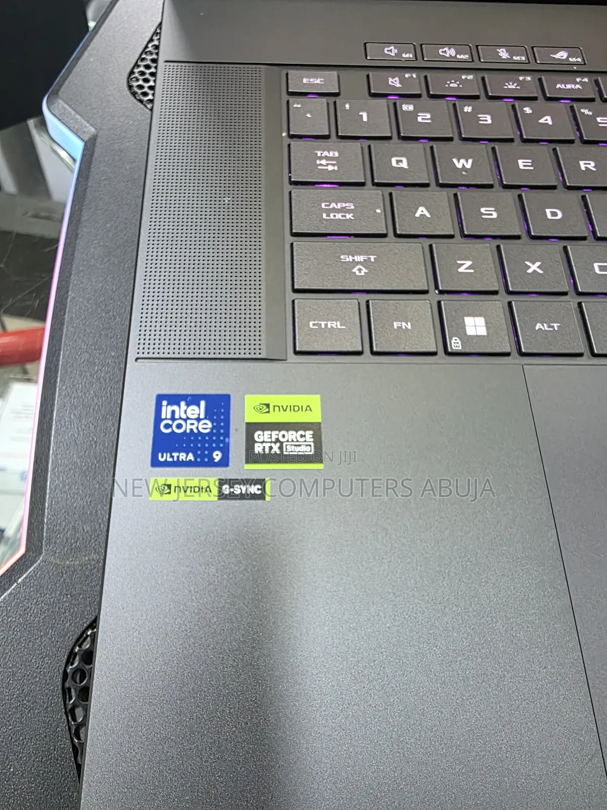 Laptop Asus ROG Zephyrus G16 16GB Intel Core Ultra 9 SSD 1T