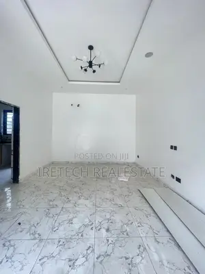 Spacious 2 Bedroom Terrace Duplex
