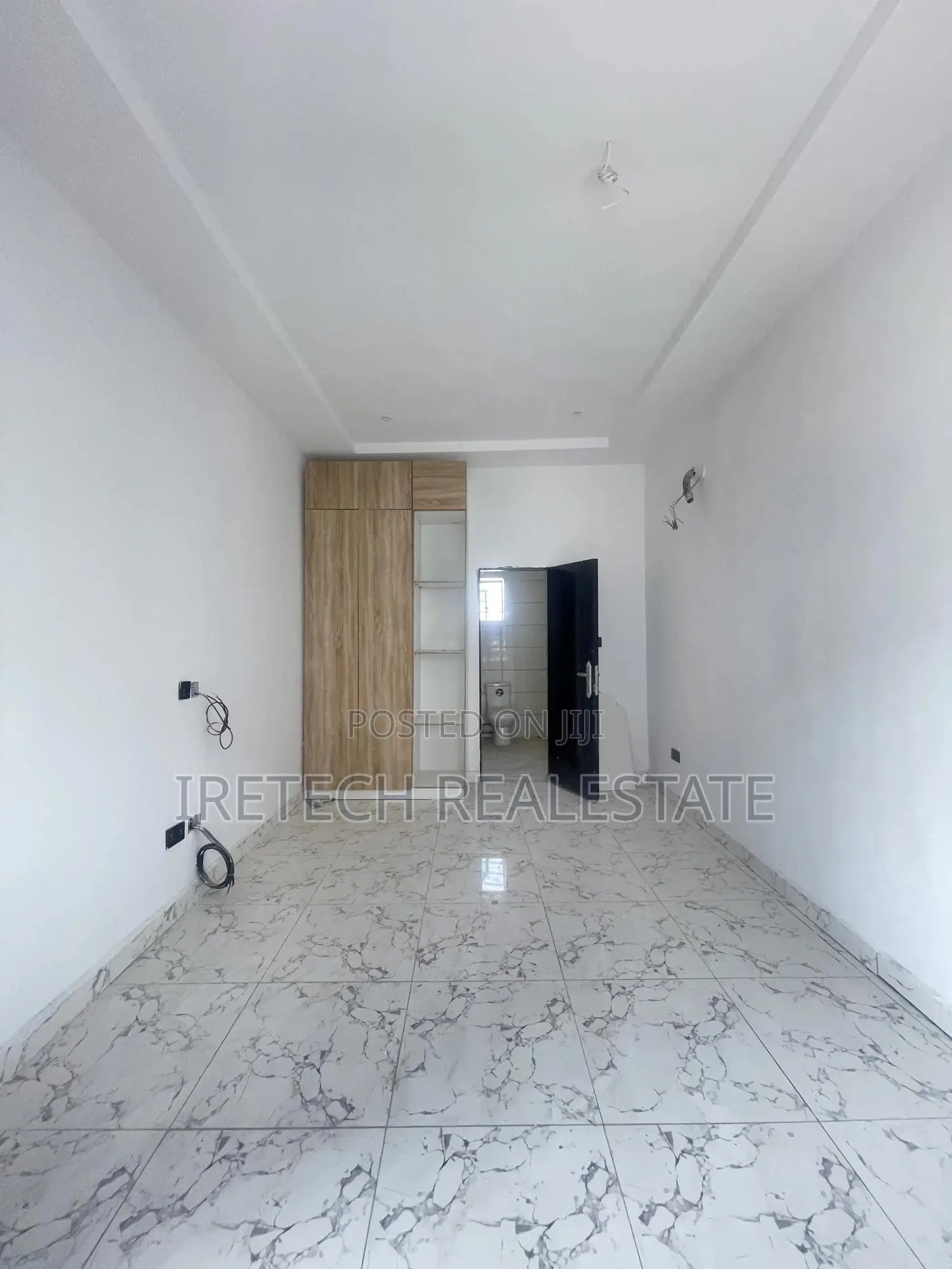 Spacious 2 Bedroom Terrace Duplex