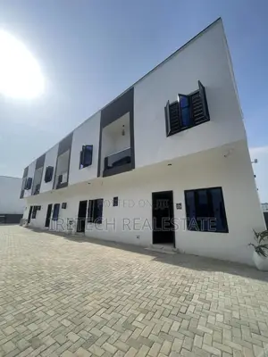 Spacious 2 Bedroom Terrace Duplex