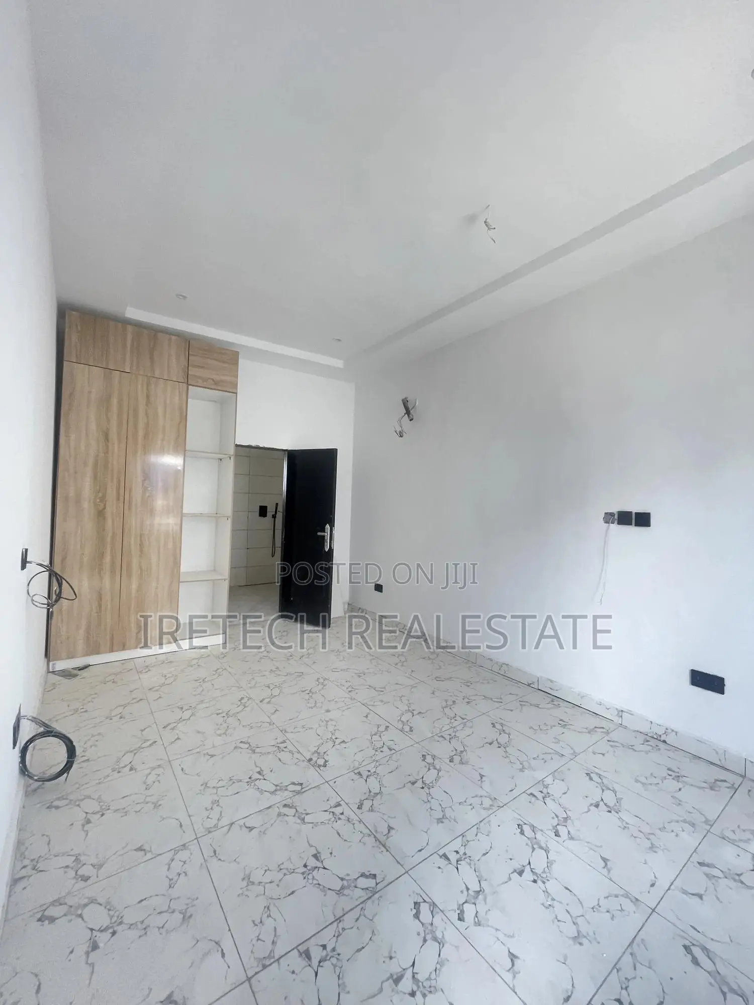Spacious 2 Bedroom Terrace Duplex