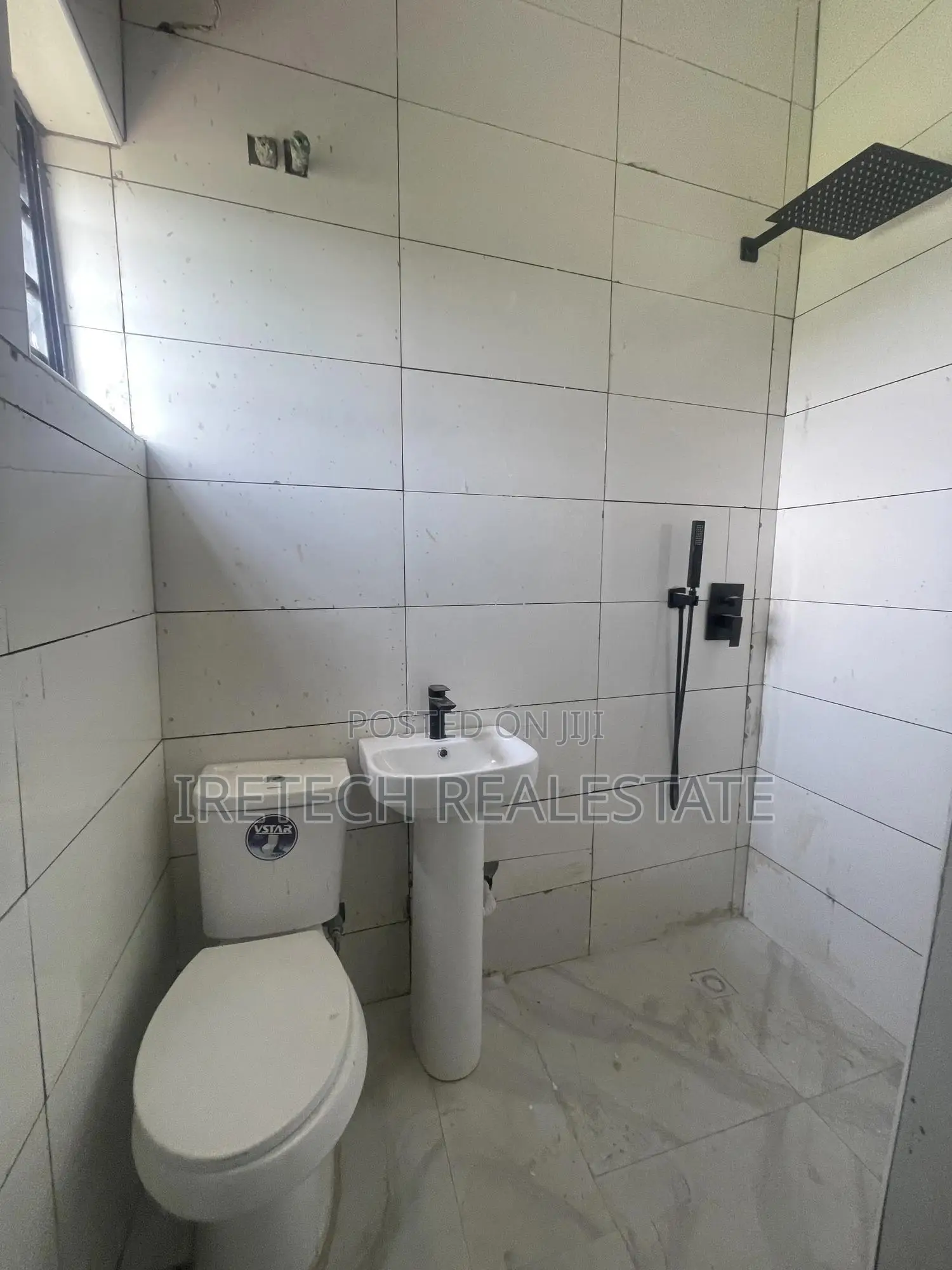 Spacious 2 Bedroom Terrace Duplex