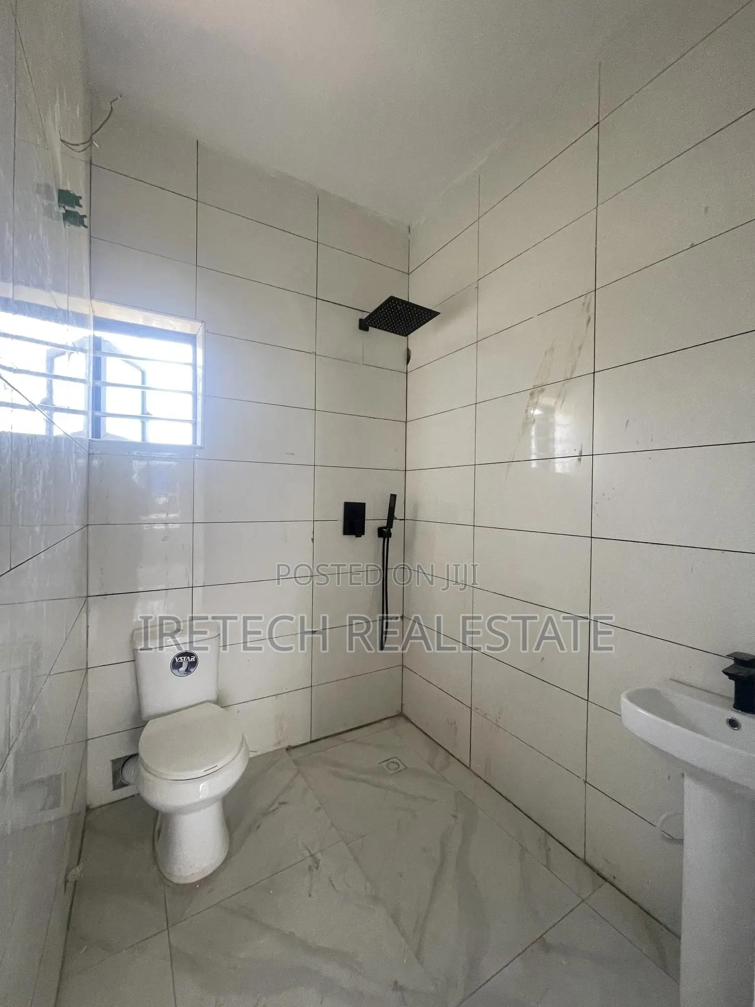 Spacious 2 Bedroom Terrace Duplex